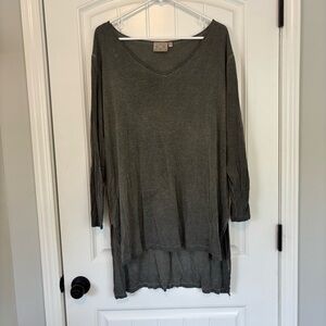 Dantelle Women's Gray V-Neck Long Sleeve Tunic Size 2X